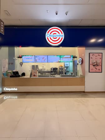 Imagem de interna da loja chiquinho sorvetes