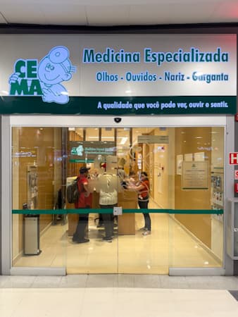 Imagem de interna da loja cema