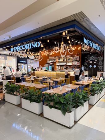 Imagem de interna da loja pecorino