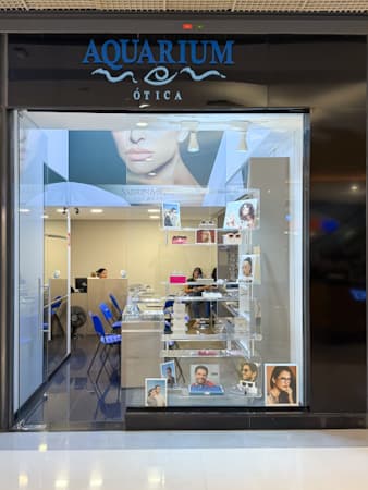 Imagem de interna da loja ótica aquarium