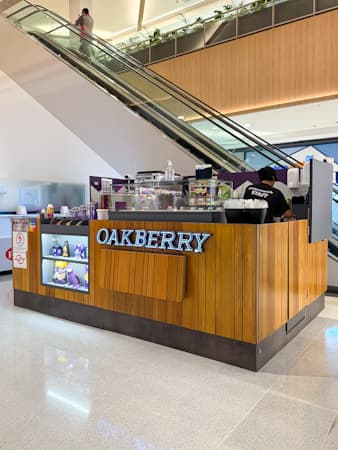 Imagem de interna da loja oakberry