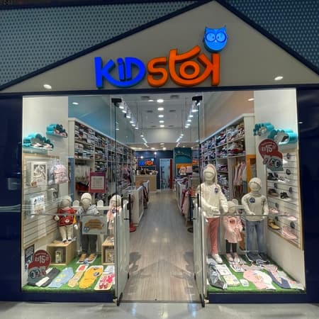 Logo da loja kidstok  