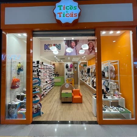 Imagem de interna da loja ticos & ticas  